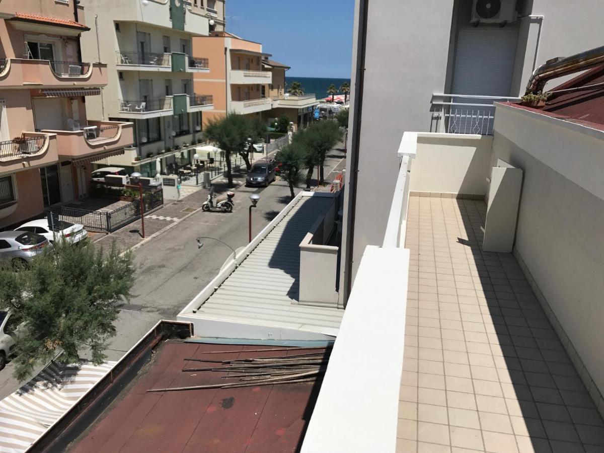 Appartamenti Orfeo Misano Adriatico Dış mekan fotoğraf